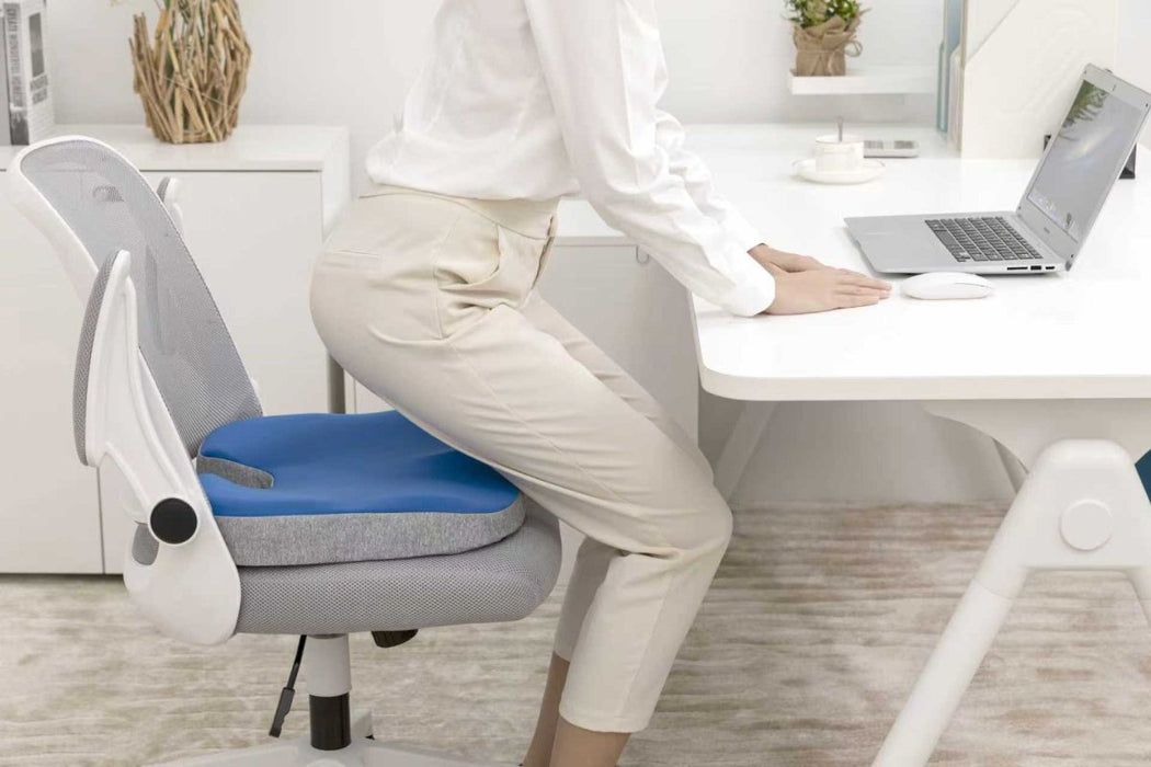 舒適涼感凝膠尾龍骨記憶座墊