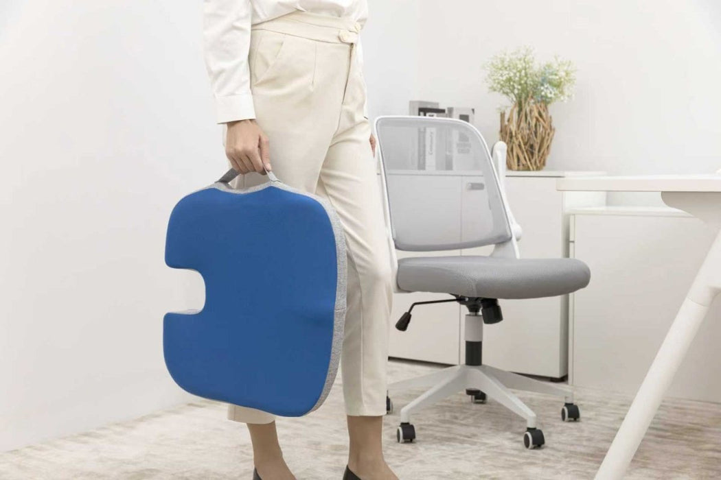 舒適涼感凝膠尾龍骨記憶座墊